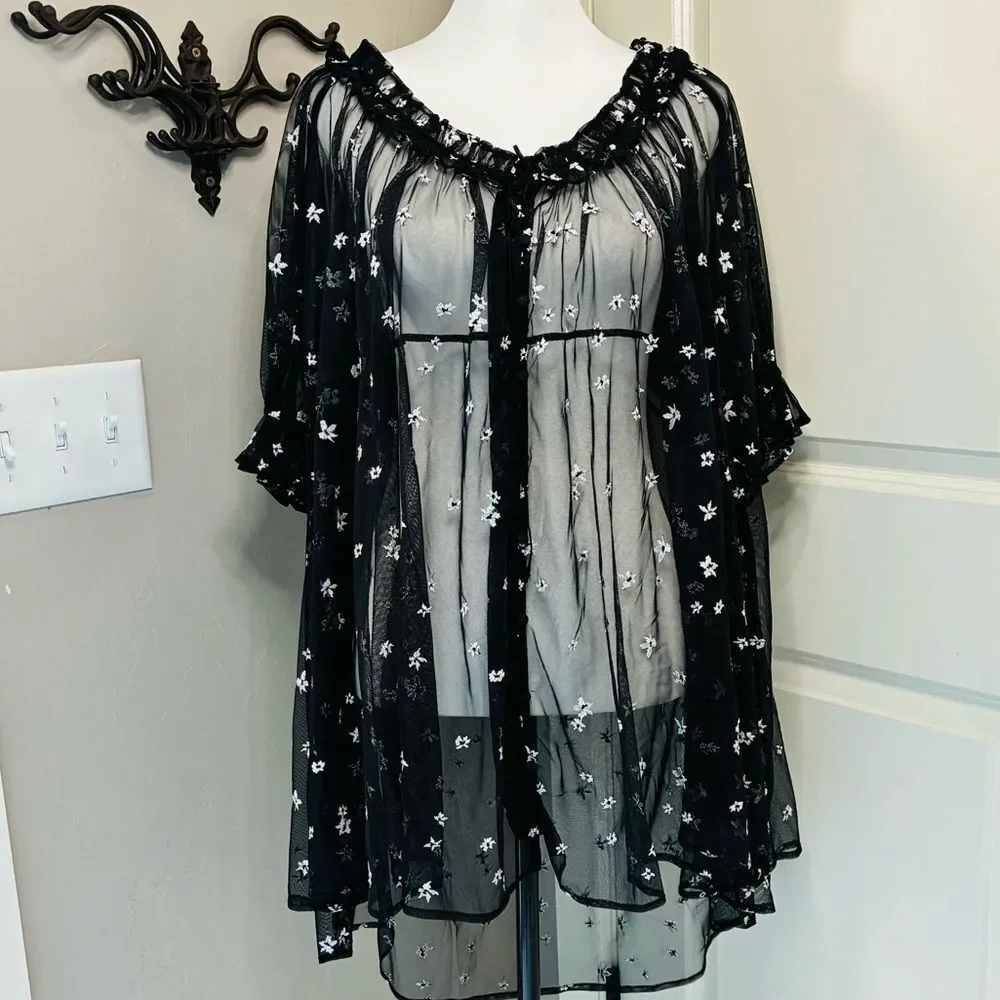 Free People Black Sheer Lace Embroidered Floral Tunic Top XS Boho Goth Festival - Picture 3 of 12